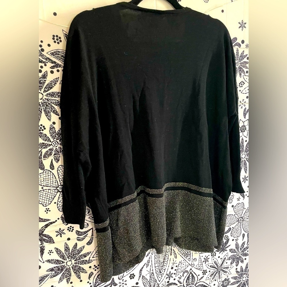 Plus size sweater black with gold stitch detailing around bottom - Picture 4 of 10